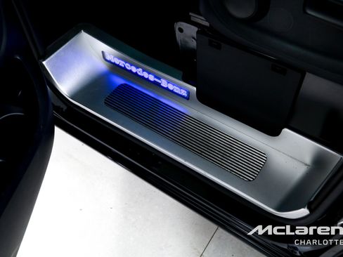 Used 2023 Mercedes-Benz Metris Passenger image 16