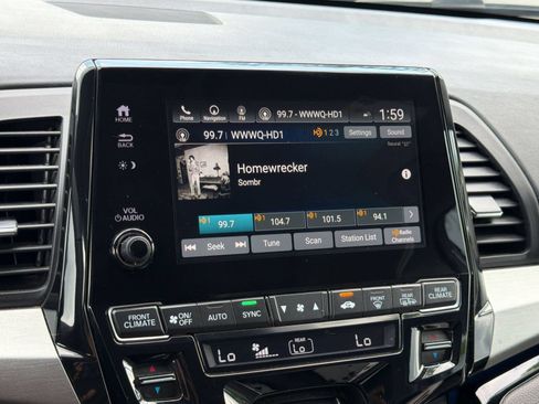 Used 2019 Honda Odyssey Elite image 19