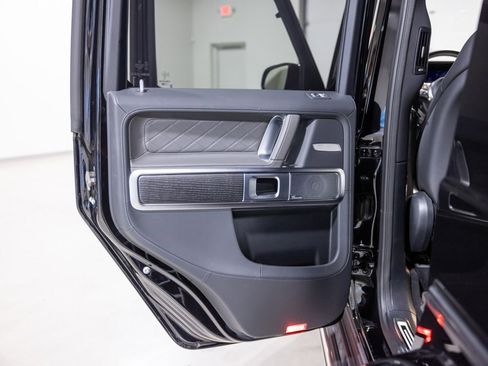 Used 2024 Mercedes-Benz G 550 image 31