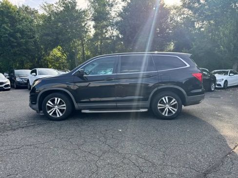 Used 2016 Honda Pilot EX image 2