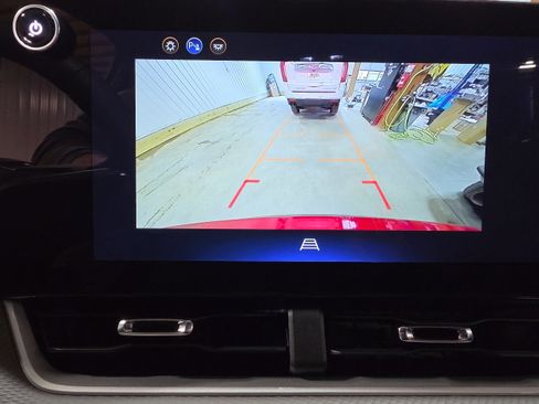 New 2026 Chevrolet Equinox LT w/ Convenience Package II image 19