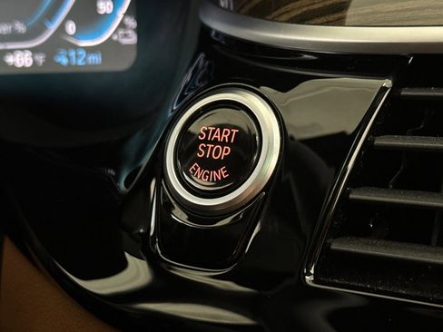 Certified 2023 BMW 530e w/ Convenience Package image 33