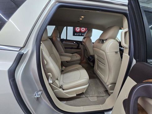 Used 2011 Buick Enclave CXL w/ LPO, Cargo Convenience Pkg FWD image 19