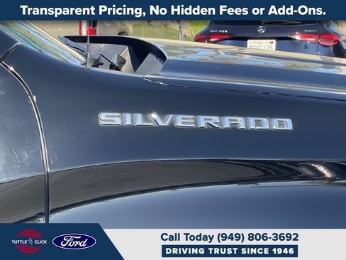 Used 2020 Chevrolet Silverado 1500 Custom w/ Custom Value Package RWD image 8