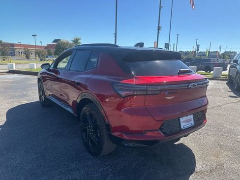 New 2026 Chevrolet Equinox EV RS image 5