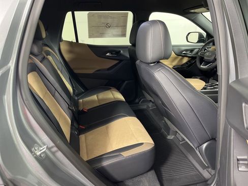 New 2026 Chevrolet Equinox ACTIV w/ Convenience Package III FWD image 12