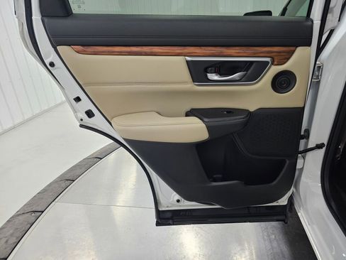 Used 2021 Honda CR-V Touring image 29