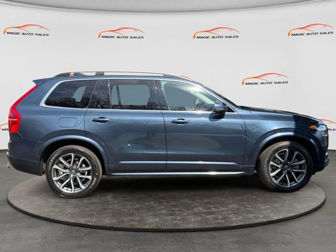 Used 2019 Volvo XC90 T5 Momentum image 4