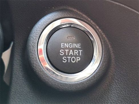 Certified 2021 Subaru Forester Limited image 22