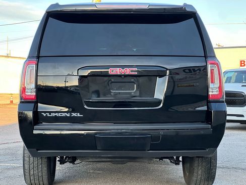 Used 2018 GMC Yukon XL SLT w/ Open Road Package image 6