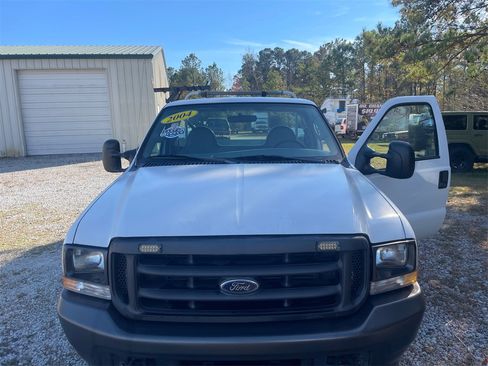 Used 2004 Ford F250 XL image 22
