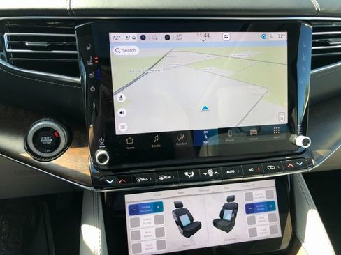 Used 2023 Jeep Grand Wagoneer Series II image 9