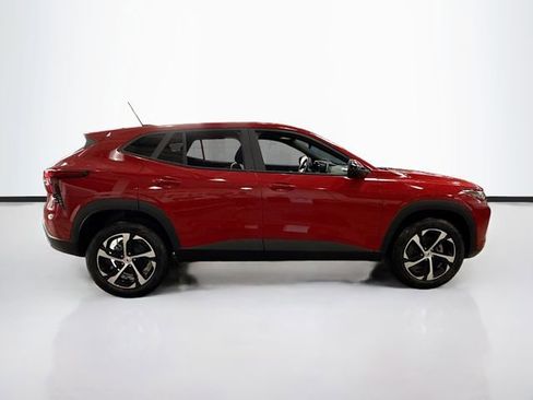 New 2026 Chevrolet Trax RS w/ Driver Confidence Package FWD image 5