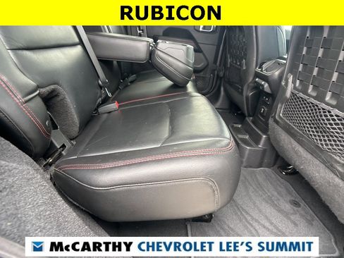 Used 2018 Jeep Wrangler Unlimited Rubicon w/ Dual Top Group image 39