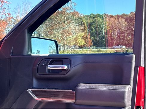 Used 2022 Chevrolet Silverado 1500 RST w/ Safety Package image 15