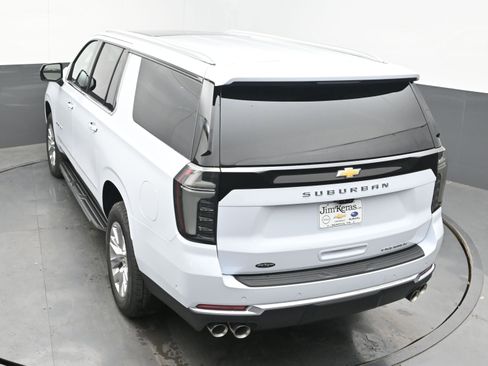 New 2026 Chevrolet Suburban Premier image 36