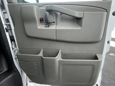 Used 2024 Chevrolet Express 2500 w/ Driver Convenience Package image 16