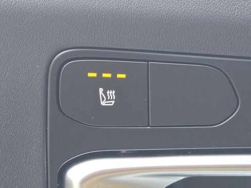 Used 2025 Kia K4 GT-Line image 5