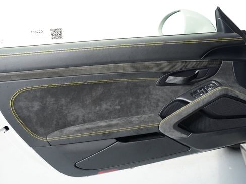 Used 2019 Porsche 911 GT2 RS image 43