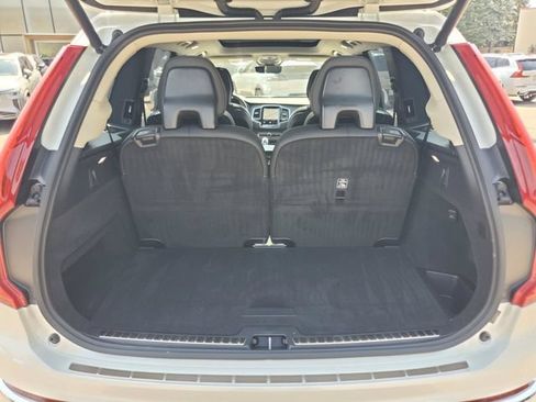 Used 2024 Volvo XC90 T8 Ultimate AWD/4WD image 34