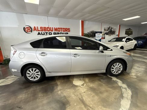 Used 2014 Toyota Prius Prime Plug-In Hybrid FWD image 8