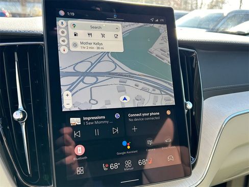 New 2026 Volvo XC60 B5 Ultra w/ Protection Package Premier image 16