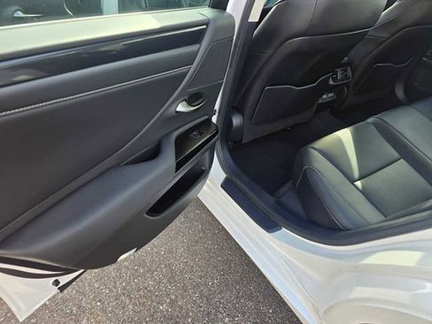 Certified 2024 Lexus ES 350 w/ Accessory Package (Z2) FWD image 15