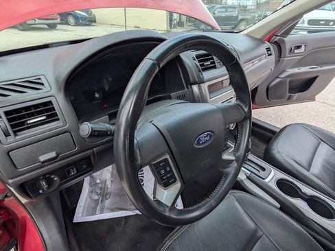Used 2011 Ford Fusion SEL image 9
