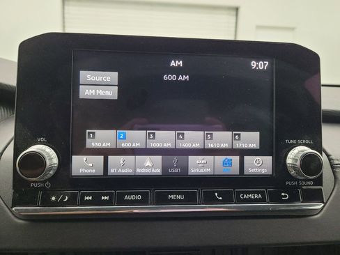 Used 2024 Mitsubishi Outlander ES FWD image 25
