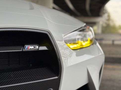 Used 2022 BMW M3 RWD image 10