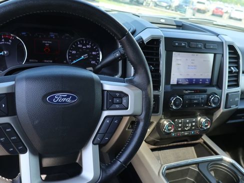 Used 2020 Ford F250 Lariat w/ Lariat Ultimate Package AWD/4WD image 28