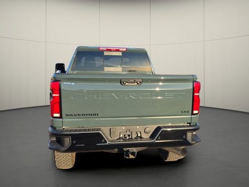 Used 2025 Chevrolet Silverado 2500 LTZ w/ Trail Boss Package image 7