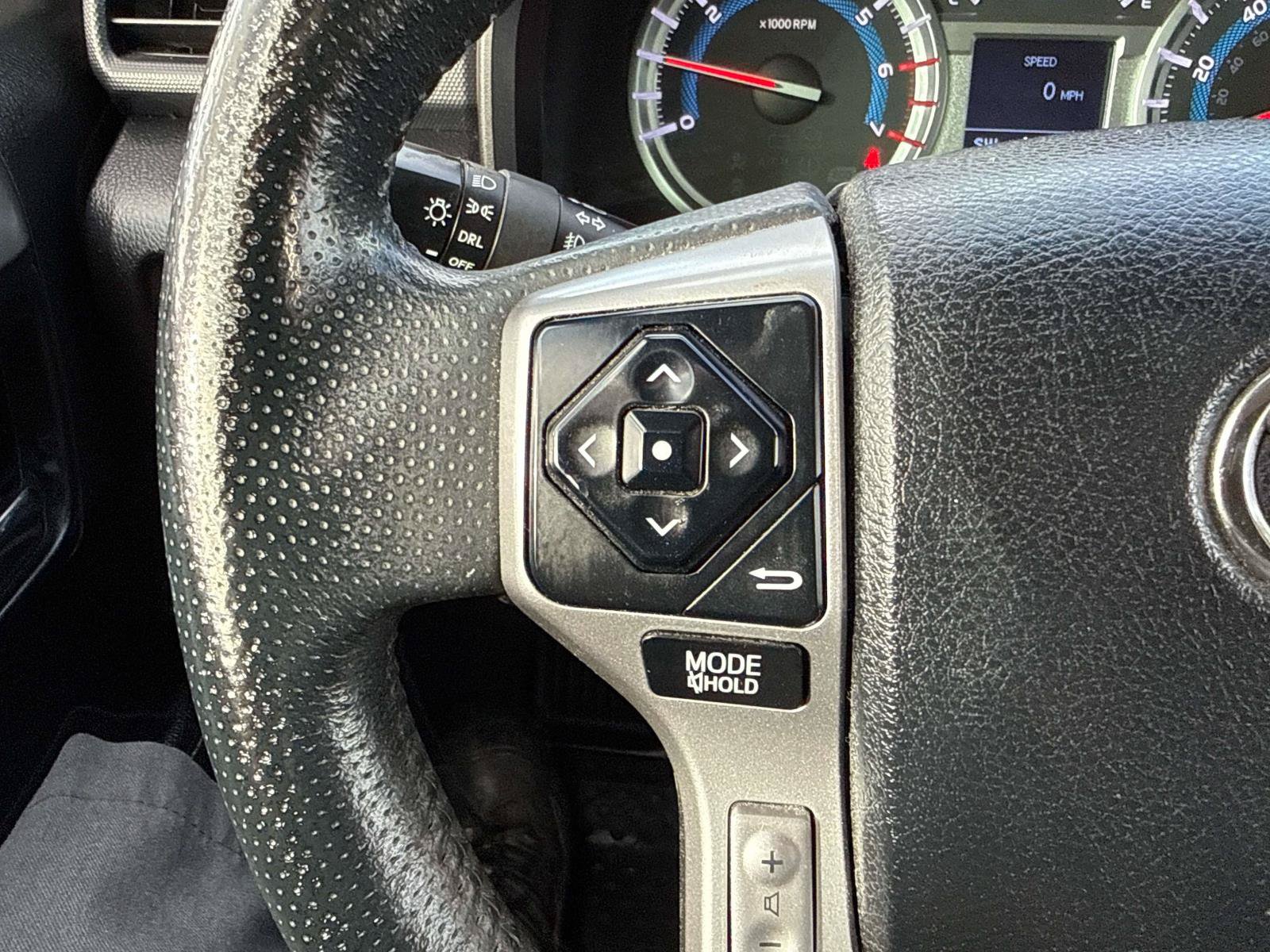Used 2016 Toyota 4Runner SR5 AWD/4WD image 24