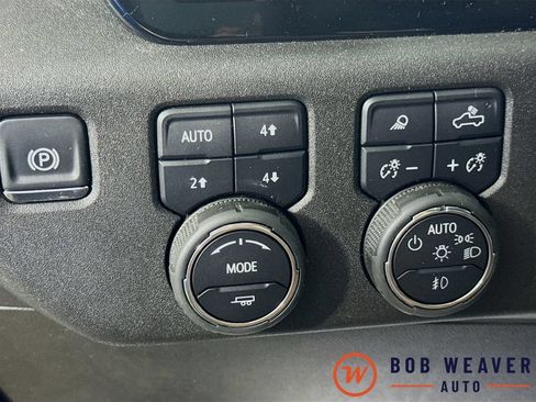 Used 2025 Chevrolet Silverado 1500 High Country w/ Technology Package AWD/4WD image 12