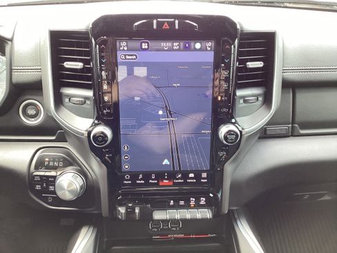 Used 2023 RAM 1500 Laramie AWD/4WD image 17