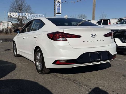 Used 2019 Hyundai Elantra SEL w/ Cargo Package image 5
