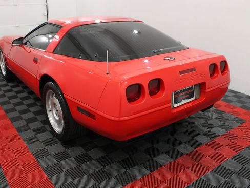 Used 1995 Chevrolet Corvette Coupe RWD image 6