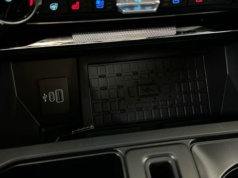 New 2025 Ford F150 Platinum w/ Equipment Group 702A High image 28