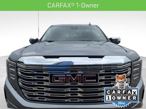 Used 2025 GMC Sierra 1500 Denali w/ Technology Package AWD/4WD image 3