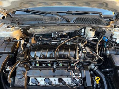 Used 2009 Cadillac DTS image 10