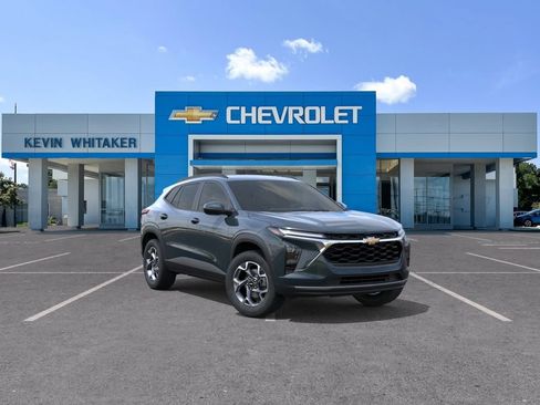 New 2026 Chevrolet Trax LT FWD image 1