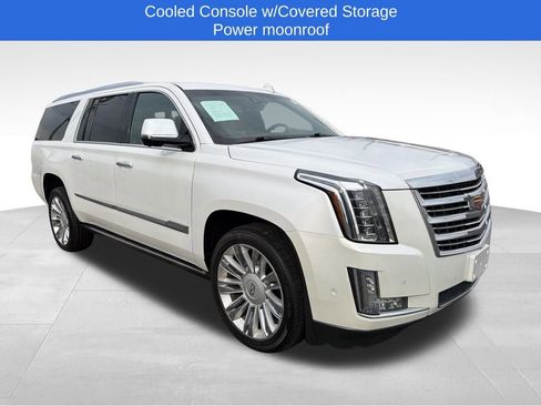 Used 2017 Cadillac Escalade ESV Platinum image 3