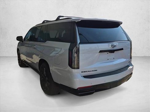 Used 2026 Cadillac Escalade ESV Platinum Sport w/ LPO, ONYX Package AWD/4WD image 7