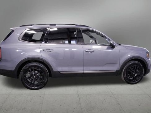 Used 2023 Kia Telluride EX X-Line image 6