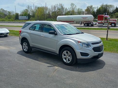 Used 2016 Chevrolet Equinox LS image 7