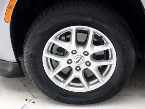 Used 2021 Chrysler Voyager Lxi FWD image 30