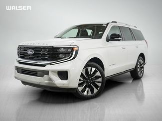 Used 2025 Ford Expedition Platinum w/ Driver's Package AWD/4WD video 1