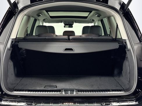 New 2026 Mercedes-Benz GLS 450 4MATIC image 23