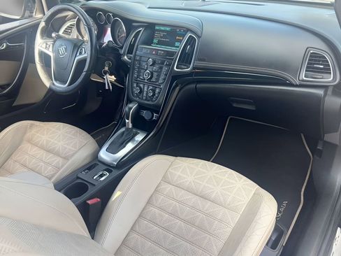 Used 2017 Buick Cascada Premium image 21