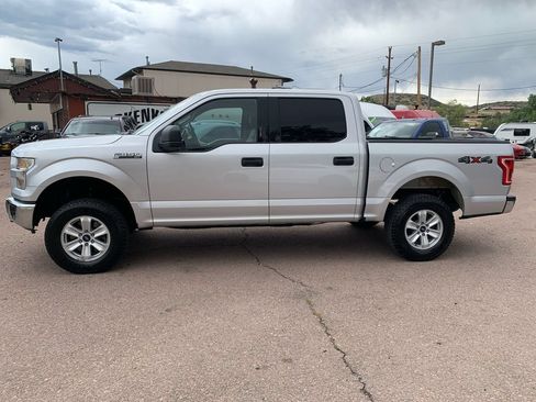 Used 2016 Ford F150 XLT AWD/4WD image 4